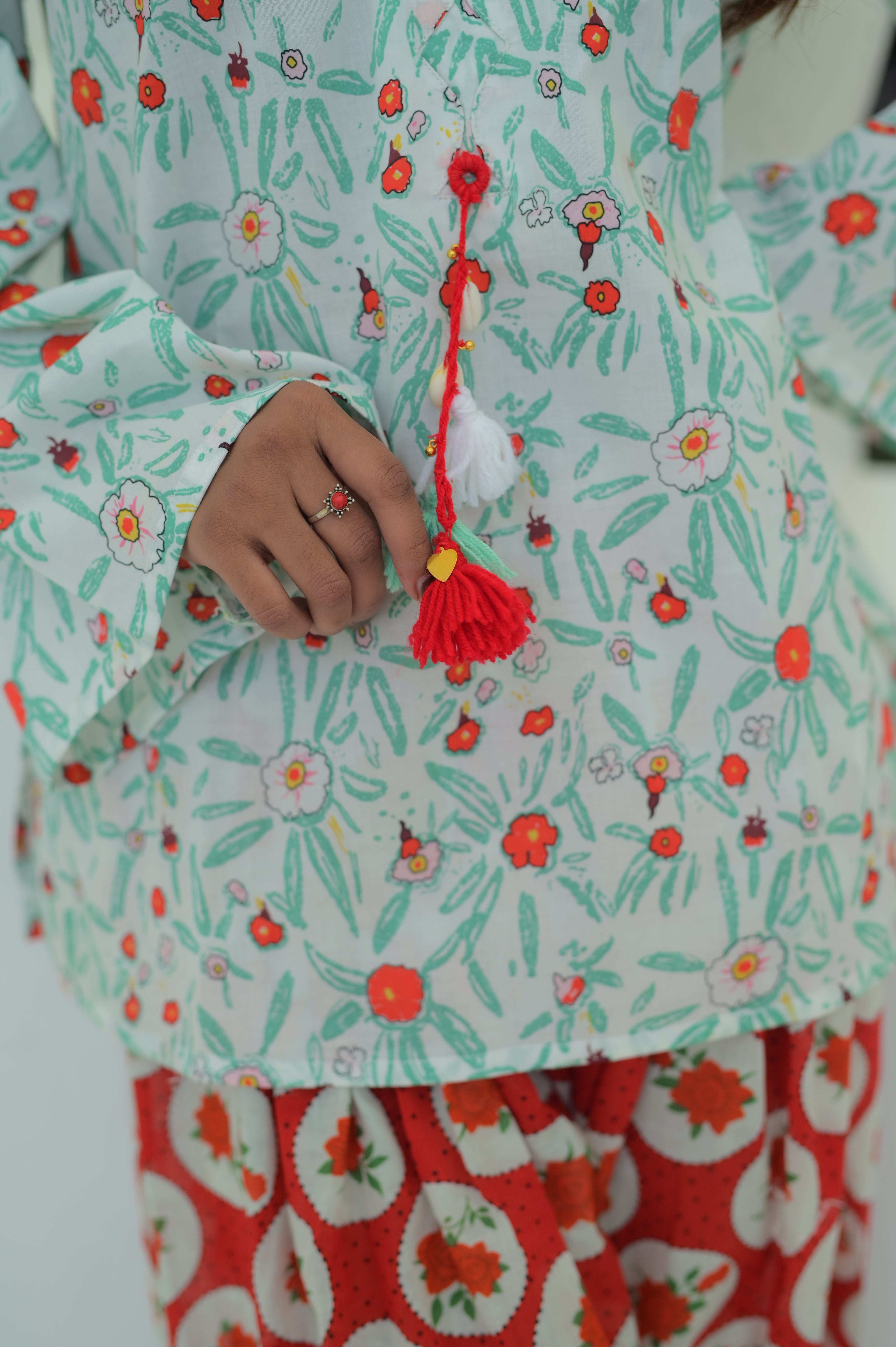 2 Pc Suit Bahaar