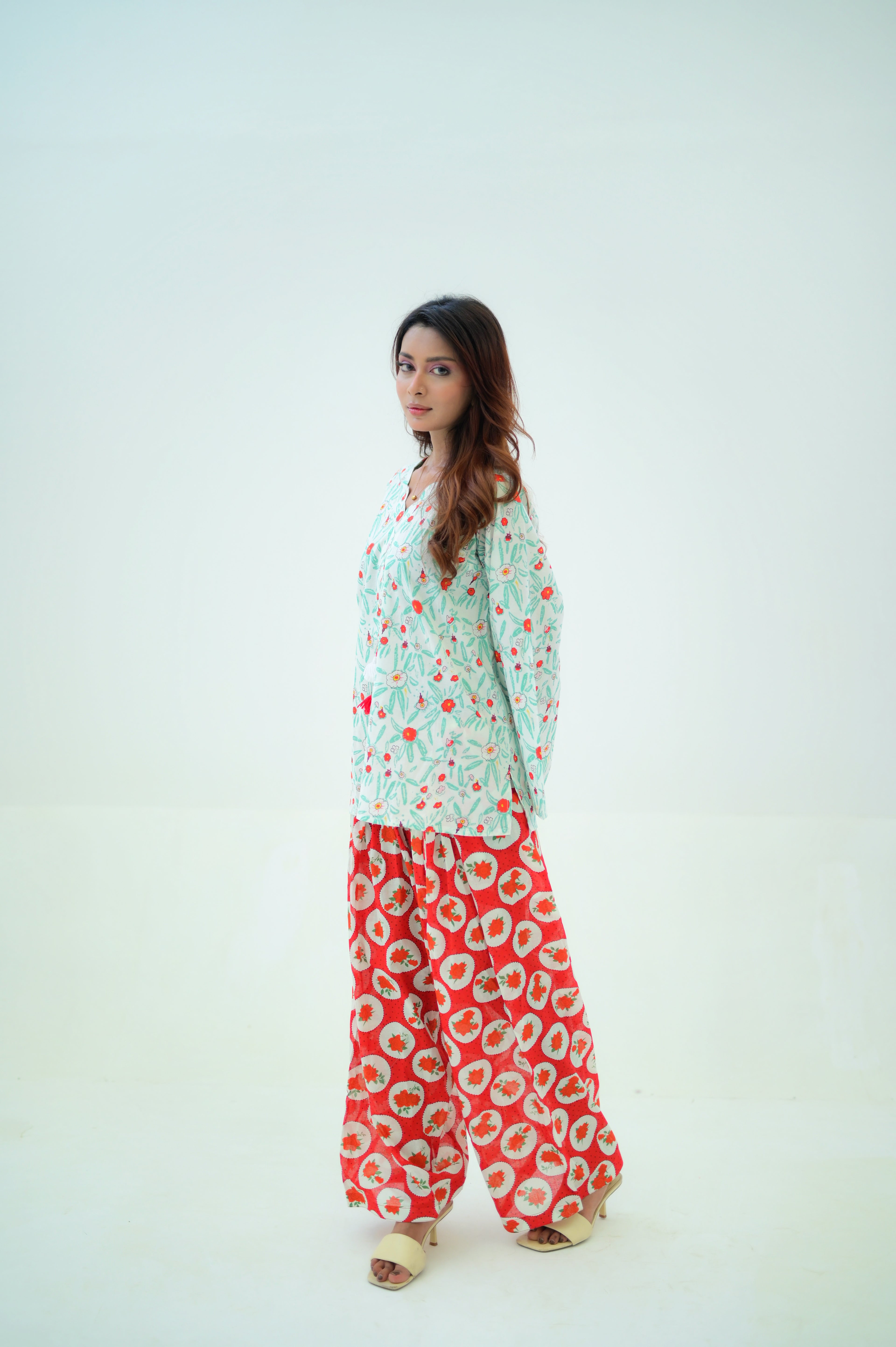 2 Pc Suit Bahaar
